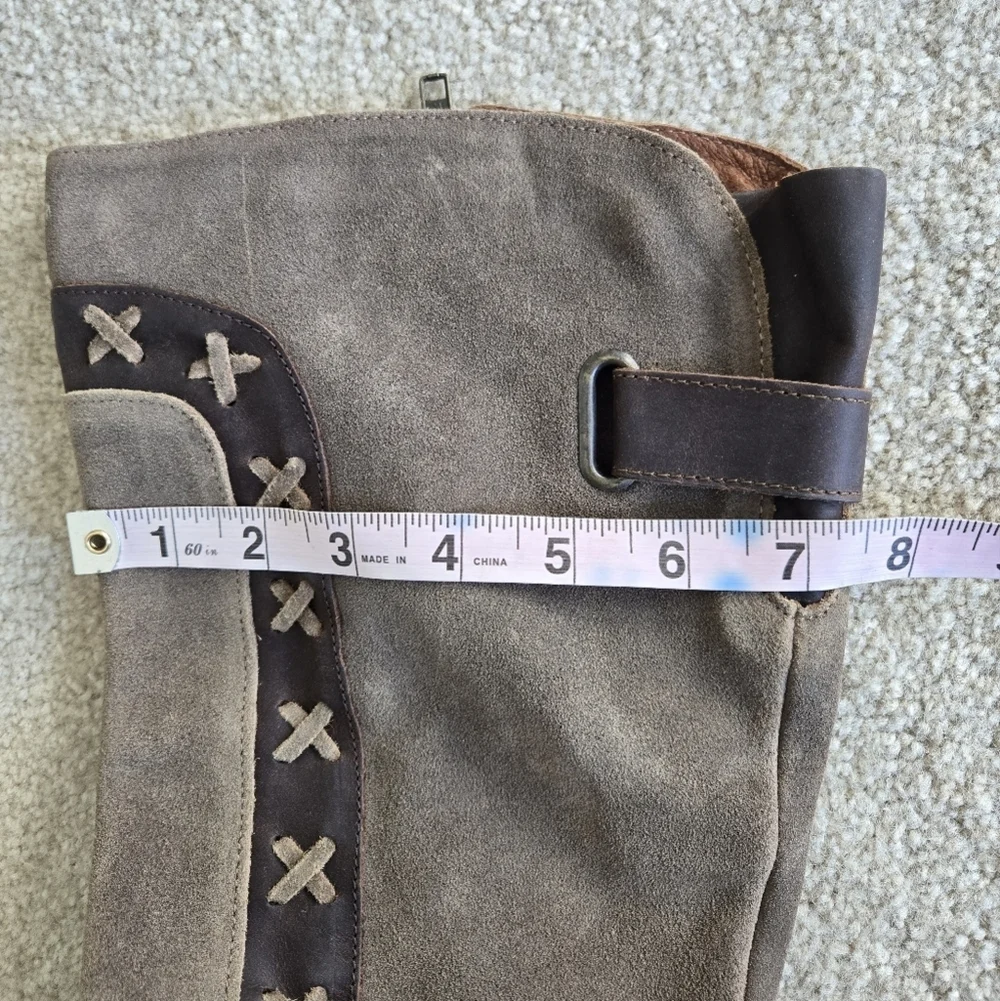 Born Avola Two Tone Brown Knee High Boots Size 9M Full Zip Criss Cross Detail